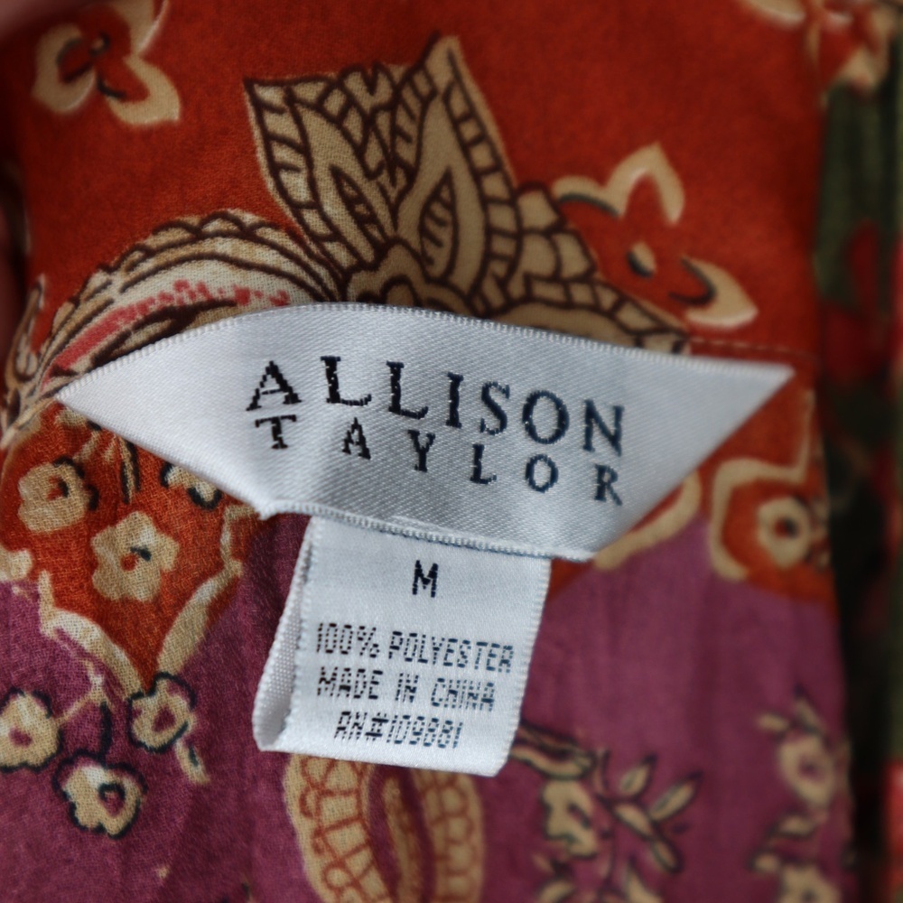 Paisley Allison Taylor Ruffle Bell Sleeved Button Down Top MEDIUM. Vintage. - Picture 6 of 6